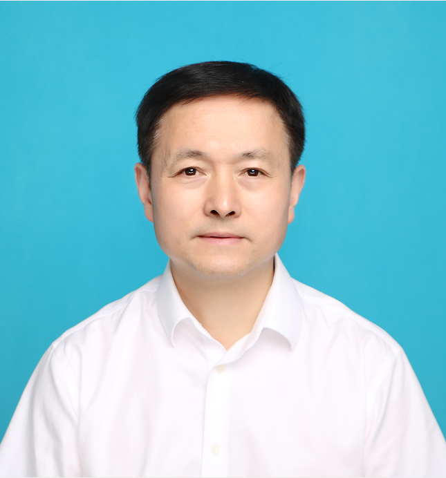 洪长久主任.png